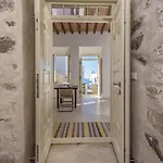 House & Dolce In * Plaka (Milos)