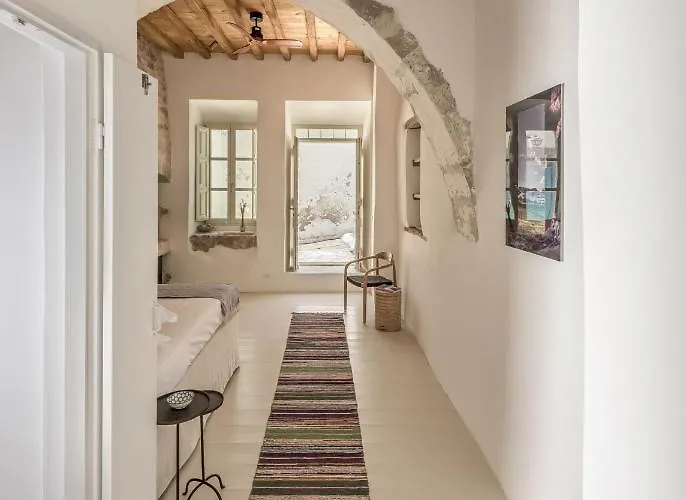 House & Dolce In Plaka (Milos)