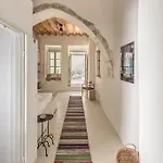 House & Dolce In Plaka (Milos)