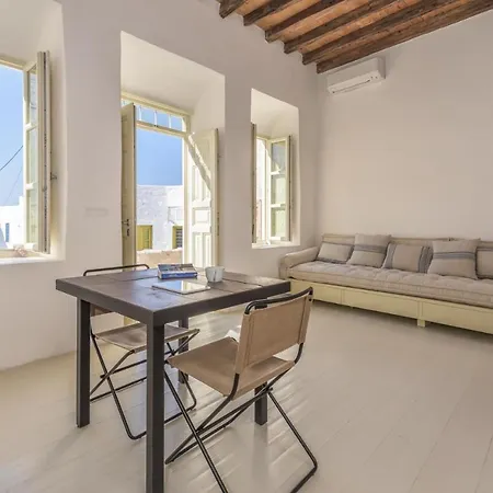 Lejlighed House & Dolce In Plaka (Milos)