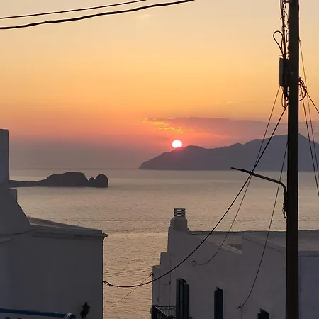 Apartment House & Dolce In Plaka Plaka (Milos)