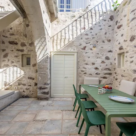 Apartment House & Dolce In Plaka *